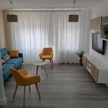 Apartment Reconquista 1 *